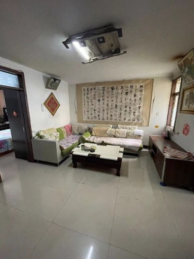 城南荆善花园 房东置换急售，55.8万入住阳光满溢的3室美宅